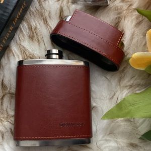 Brand new brown leather Gennisy Flask with 3 cups and funnel
